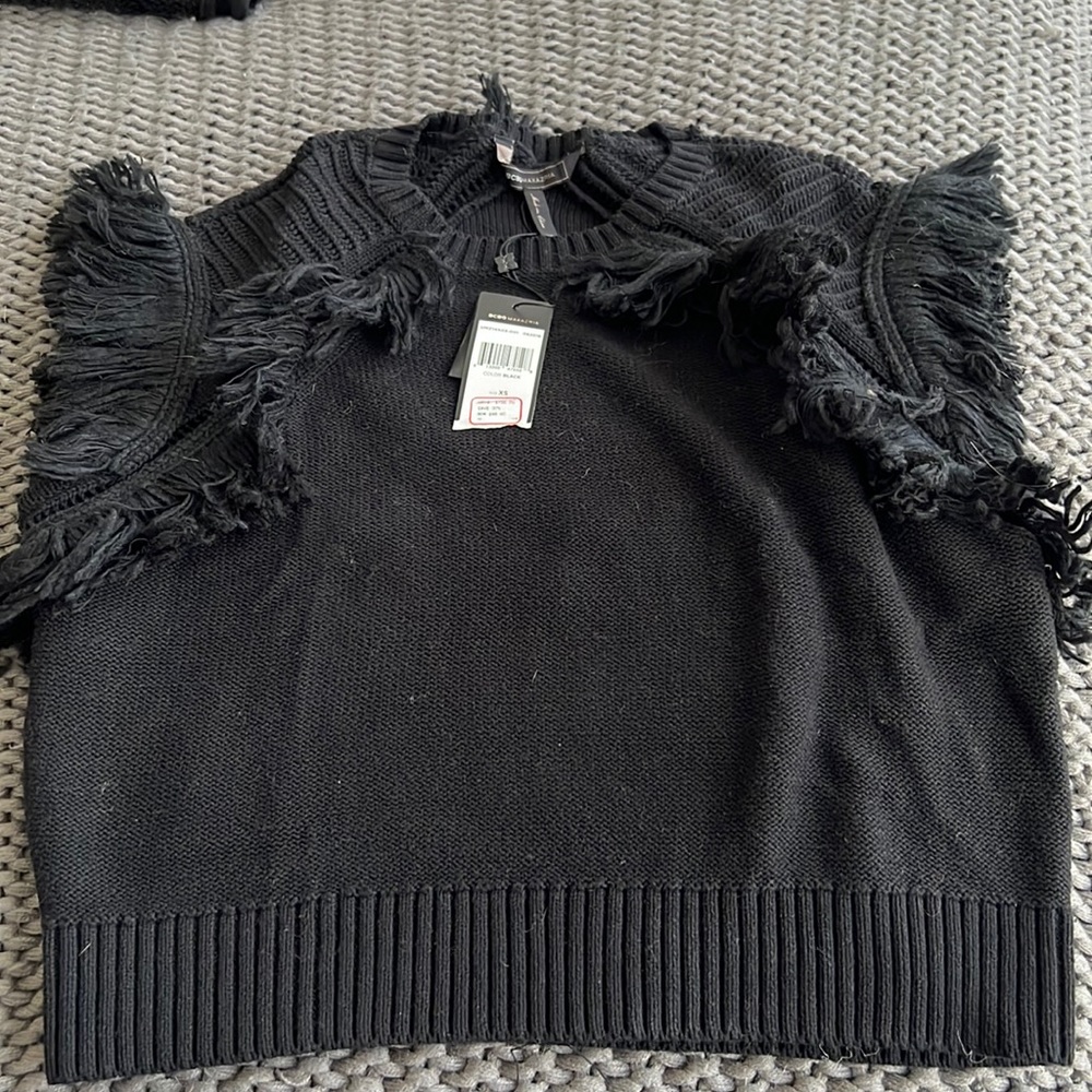 New with tags BCBG short sleeve sweater